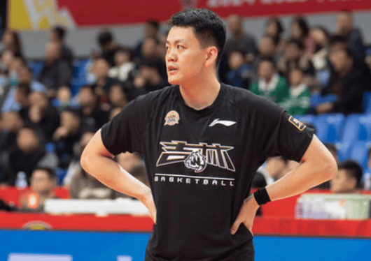 金牛配资 媒体人: 姜宇星转会辽篮体现东北两家职业俱乐部的良好关系